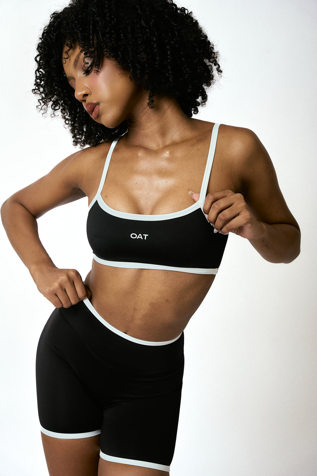 [PRE-ORDER] Form Rally Crop - Onyx