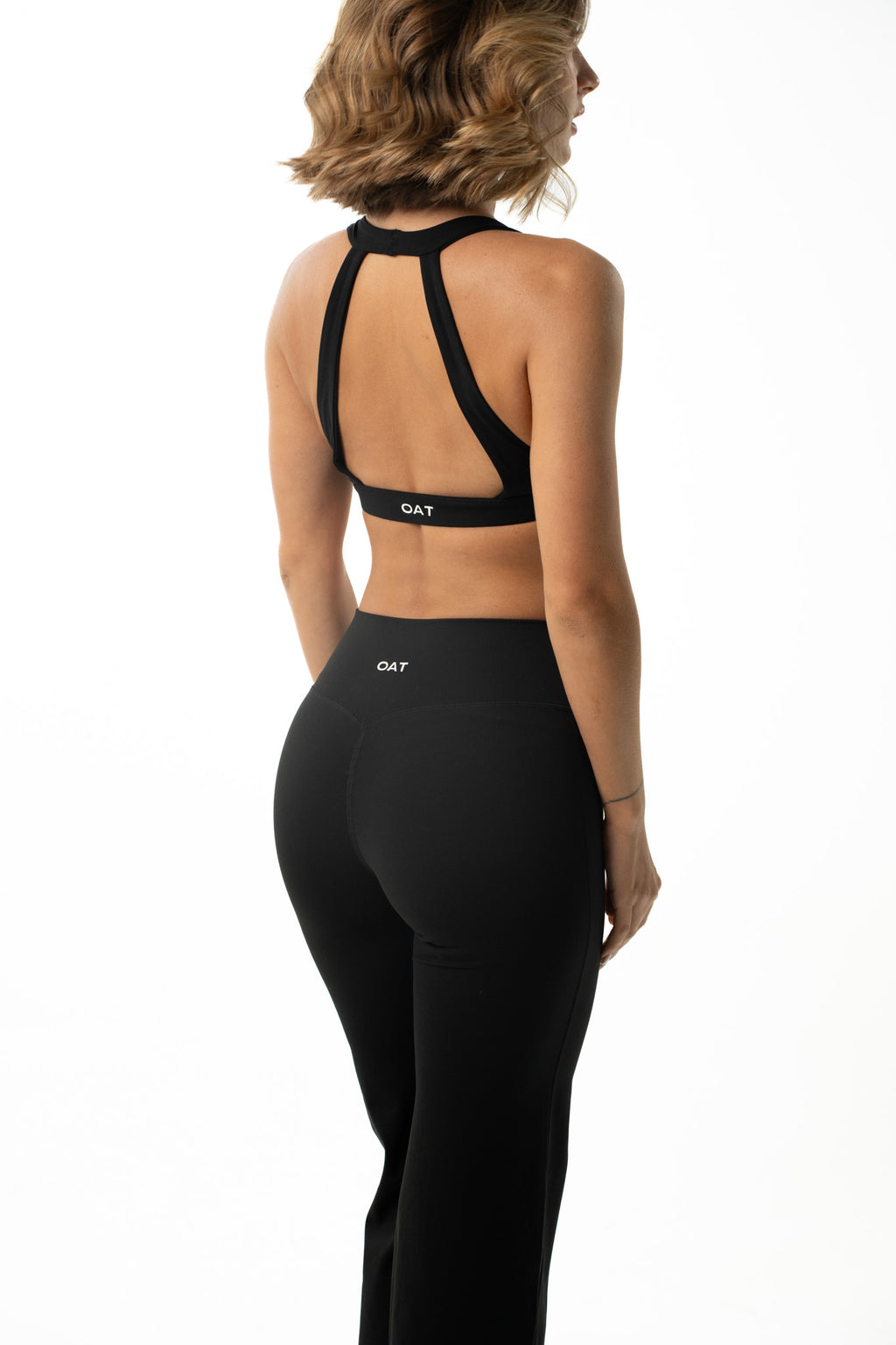 Core Aria Crop - Onyx