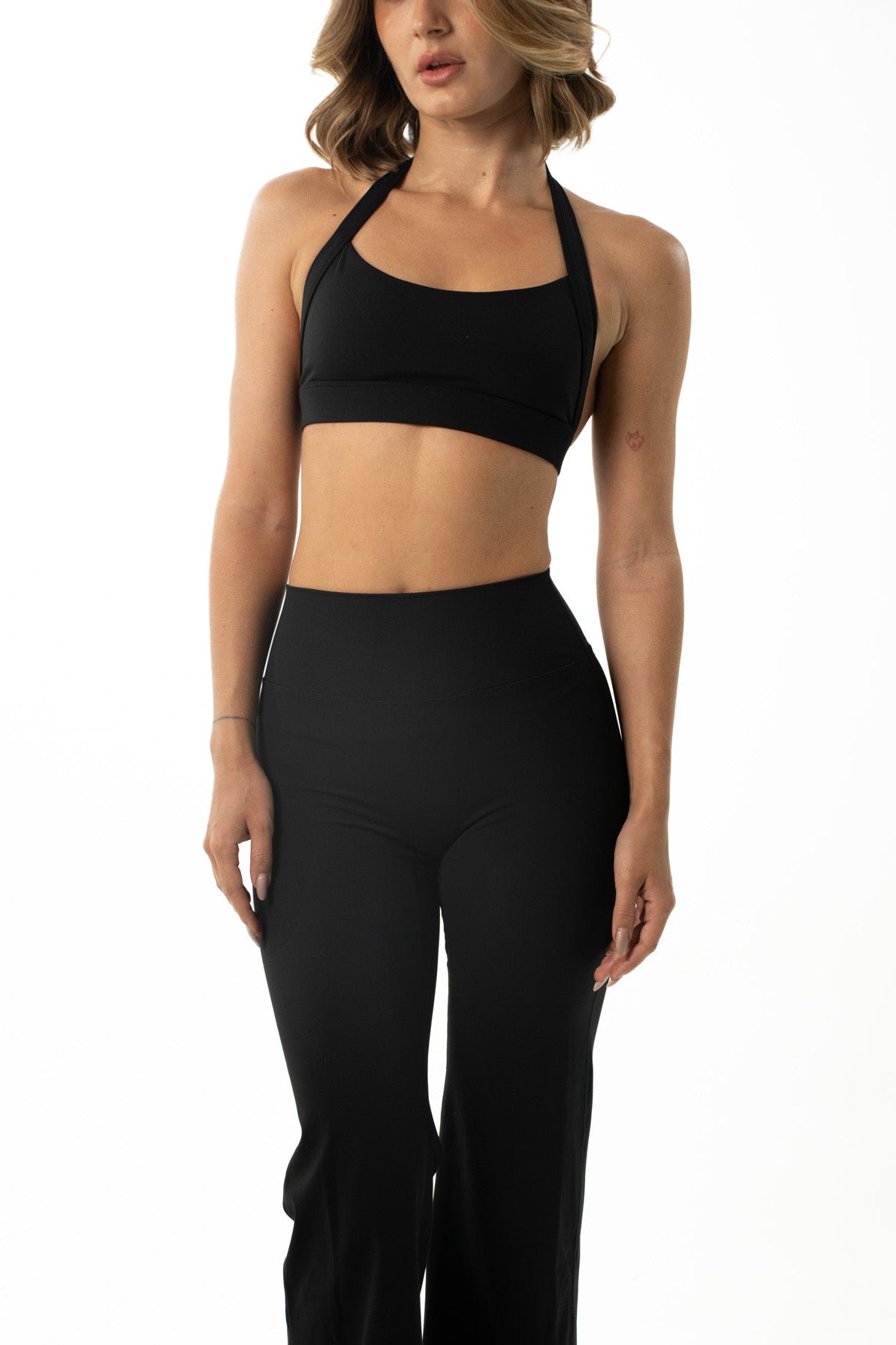 Core Gia Crop - Onyx